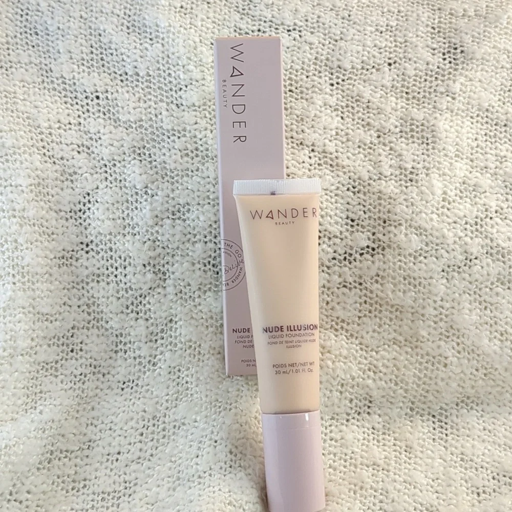 Wander Beauty Nude Illusion Liquid Foundation in Light, 30ml/1.01fl oz